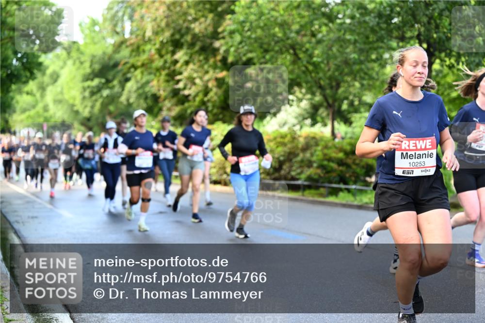 14.06.2026 - REWE Women's Run Dr. Thomas Lammeyer http://msf.ph/oto/9754766 14.06.2026 09:18:04 Laufen 10253, 7 meine-sportfotos.de