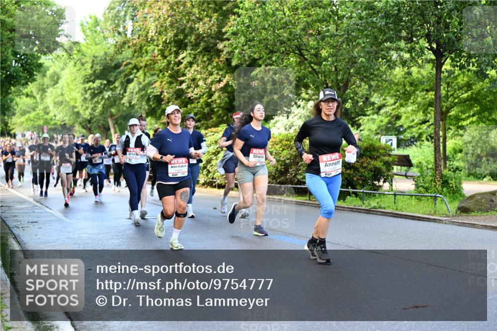 14.06.2026 - REWE Women's Run Dr. Thomas Lammeyer http://msf.ph/oto/9754777 14.06.2026 09:18:05 Laufen 11411, 11302, 11491, 7 meine-sportfotos.de