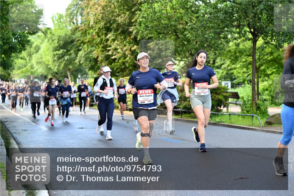 14.06.2026 - REWE Women's Run Dr. Thomas Lammeyer http://msf.ph/oto/9754793 14.06.2026 09:18:06 Laufen 11411, 7, 11302 meine-sportfotos.de