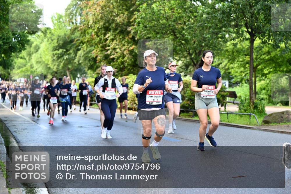 14.06.2026 - REWE Women's Run Dr. Thomas Lammeyer http://msf.ph/oto/9754796 14.06.2026 09:18:06 Laufen 11411, 0, 11302 meine-sportfotos.de