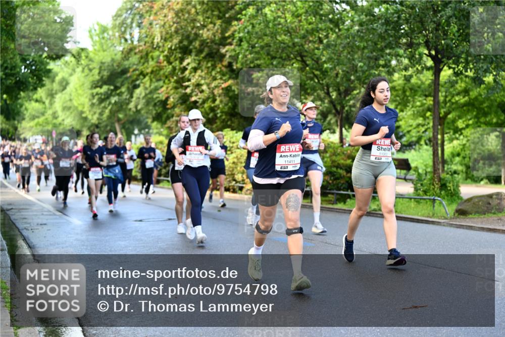 14.06.2026 - REWE Women's Run Dr. Thomas Lammeyer http://msf.ph/oto/9754798 14.06.2026 09:18:06 Laufen 11411, 11302 meine-sportfotos.de