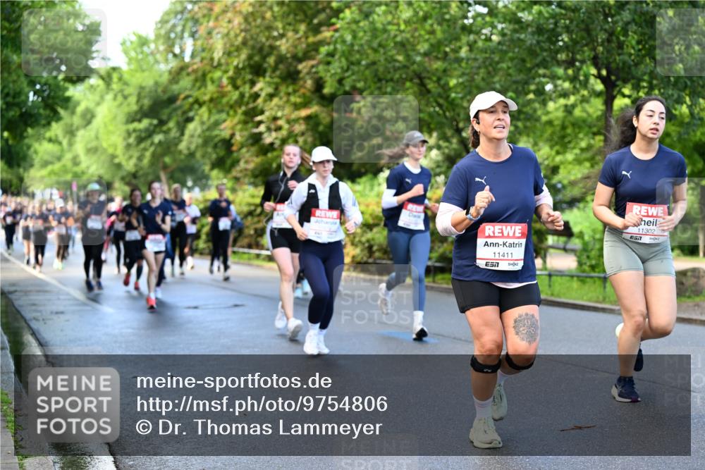 14.06.2026 - REWE Women's Run Dr. Thomas Lammeyer http://msf.ph/oto/9754806 14.06.2026 09:18:07 Laufen 11411, 7, 11302 meine-sportfotos.de