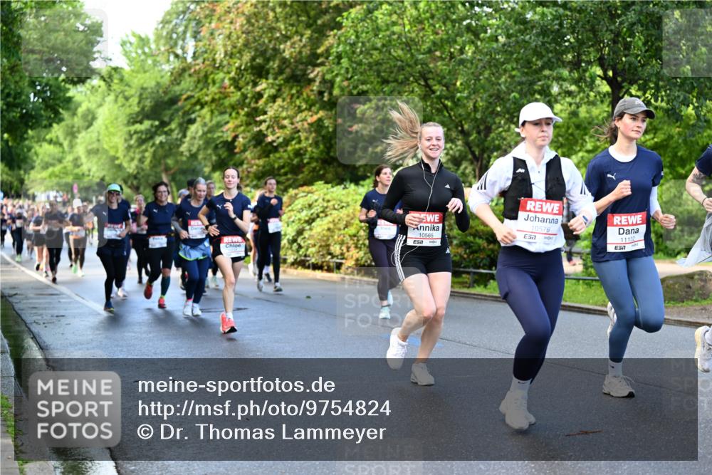 14.06.2026 - REWE Women's Run Dr. Thomas Lammeyer http://msf.ph/oto/9754824 14.06.2026 09:18:08 Laufen 10565, 10576, 7, 11132, 7 meine-sportfotos.de