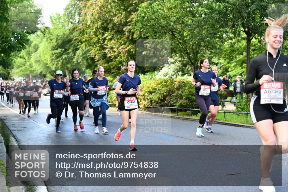 14.06.2026 - REWE Women's Run Dr. Thomas Lammeyer http://msf.ph/oto/9754838 14.06.2026 09:18:09 Laufen 10234, 10565 meine-sportfotos.de
