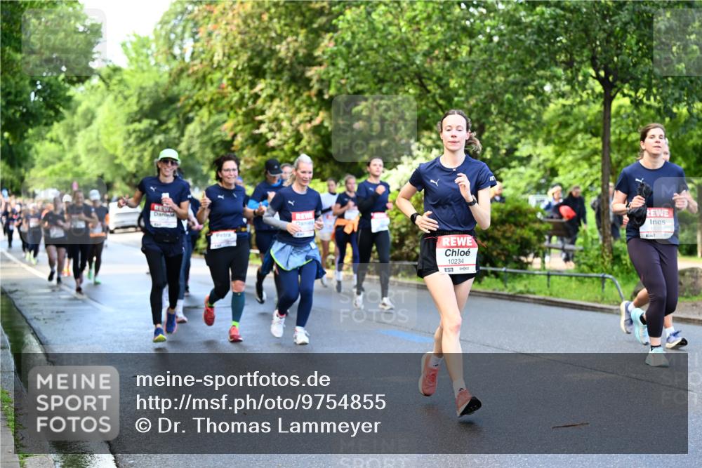 14.06.2026 - REWE Women's Run Dr. Thomas Lammeyer http://msf.ph/oto/9754855 14.06.2026 09:18:10 Laufen 10234, 7, 10378 meine-sportfotos.de