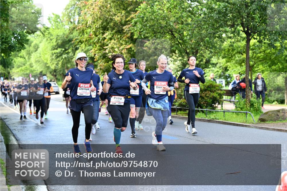 14.06.2026 - REWE Women's Run Dr. Thomas Lammeyer http://msf.ph/oto/9754870 14.06.2026 09:18:11 Laufen 10625, 10092, 102 meine-sportfotos.de