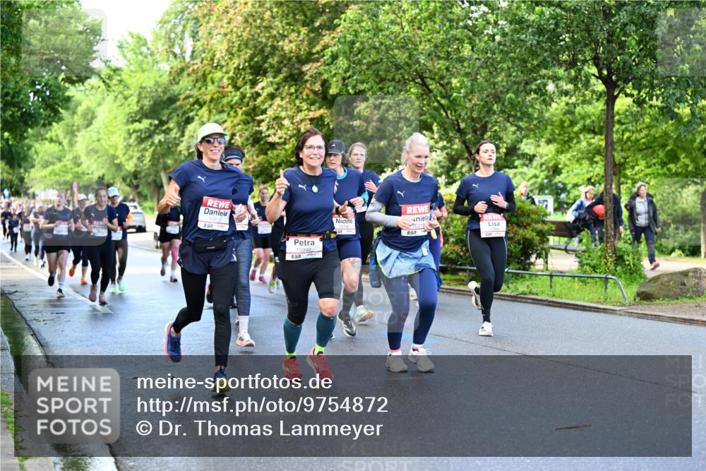 14.06.2026 - REWE Women's Run Dr. Thomas Lammeyer http://msf.ph/oto/9754872 14.06.2026 09:18:12 Laufen 10625, 75, 0213, 10092, 57, 10740, 57, 11344 meine-sportfotos.de