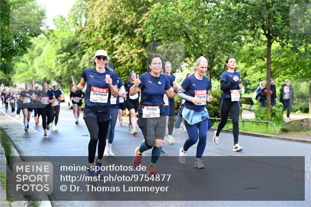14.06.2026 - REWE Women's Run Dr. Thomas Lammeyer http://msf.ph/oto/9754877 14.06.2026 09:18:12 Laufen 10623, 10092, 7, 0213 meine-sportfotos.de