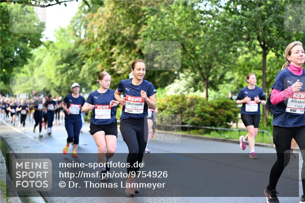 14.06.2026 - REWE Women's Run Dr. Thomas Lammeyer http://msf.ph/oto/9754926 14.06.2026 09:18:16 Laufen 10463, 7, 11422 meine-sportfotos.de