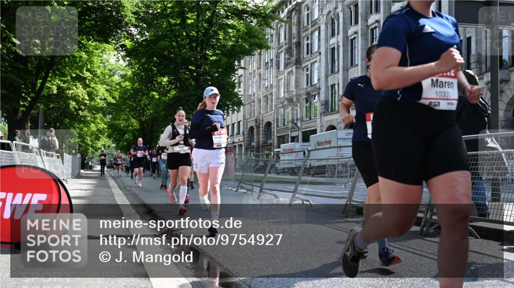 14.06.2026 - REWE Women's Run J. Mangold http://msf.ph/oto/9754927 14.06.2026 10:15:11 Ziel 10202, 10249, 10330, 10570, 10612, 10630, 10746, 11106, 11151 meine-sportfotos.de