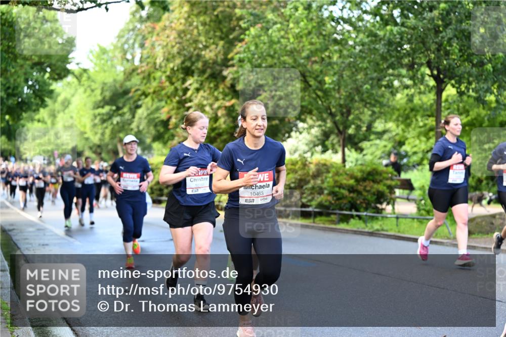 14.06.2026 - REWE Women's Run Dr. Thomas Lammeyer http://msf.ph/oto/9754930 14.06.2026 09:18:16 Laufen 10391, 10463, 7 meine-sportfotos.de
