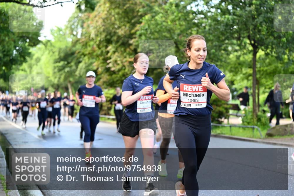 14.06.2026 - REWE Women's Run Dr. Thomas Lammeyer http://msf.ph/oto/9754938 14.06.2026 09:18:17 Laufen 103, 10463, 7 meine-sportfotos.de