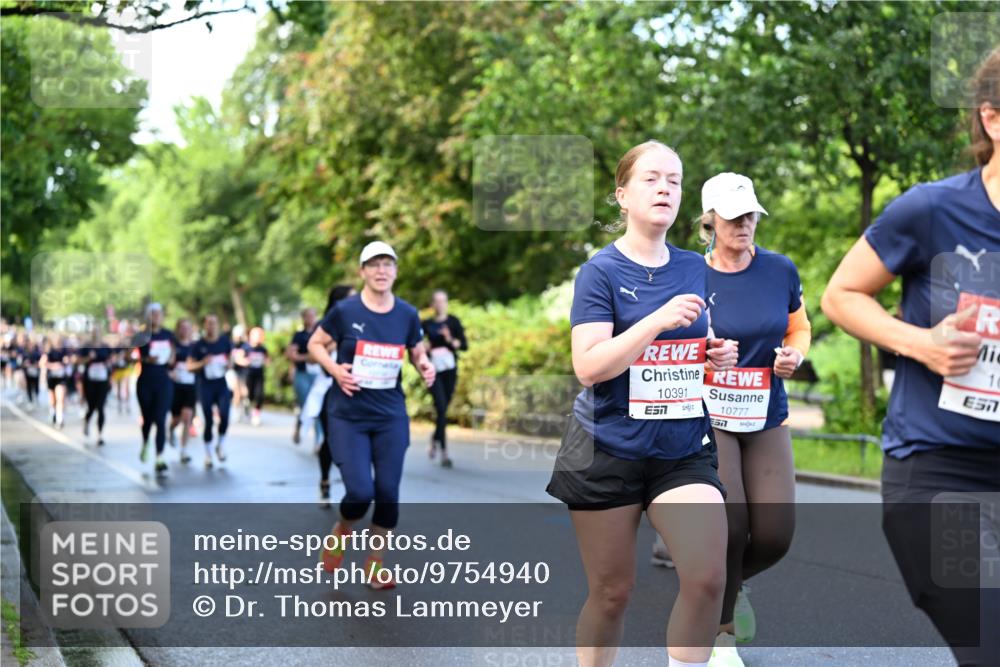 14.06.2026 - REWE Women's Run Dr. Thomas Lammeyer http://msf.ph/oto/9754940 14.06.2026 09:18:17 Laufen 10391, 10777, 5, 10 meine-sportfotos.de