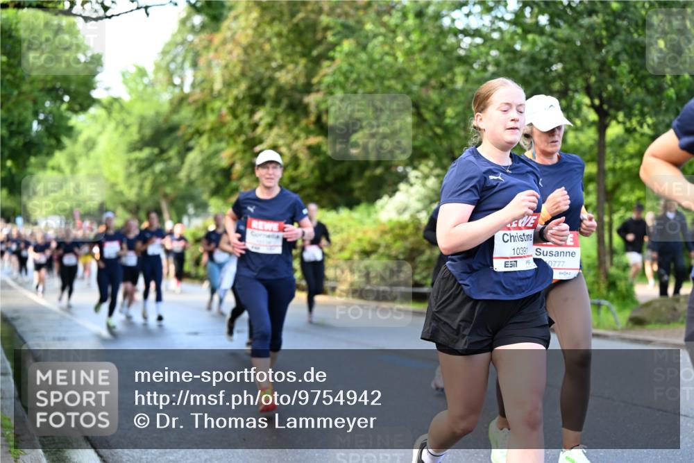 14.06.2026 - REWE Women's Run Dr. Thomas Lammeyer http://msf.ph/oto/9754942 14.06.2026 09:18:17 Laufen 10391, 0777 meine-sportfotos.de