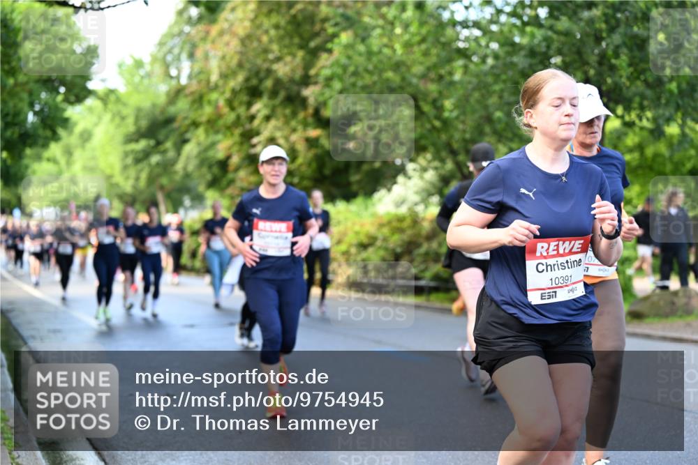 14.06.2026 - REWE Women's Run Dr. Thomas Lammeyer http://msf.ph/oto/9754945 14.06.2026 09:18:17 Laufen 10391, 7, 77 meine-sportfotos.de