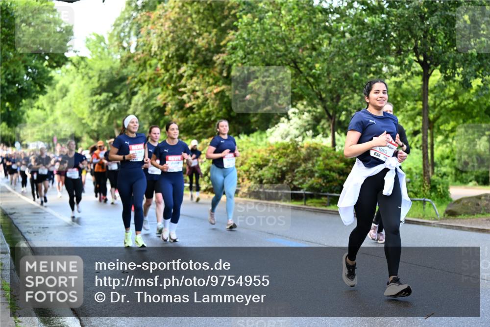 14.06.2026 - REWE Women's Run Dr. Thomas Lammeyer http://msf.ph/oto/9754955 14.06.2026 09:18:20 Laufen 10978 meine-sportfotos.de