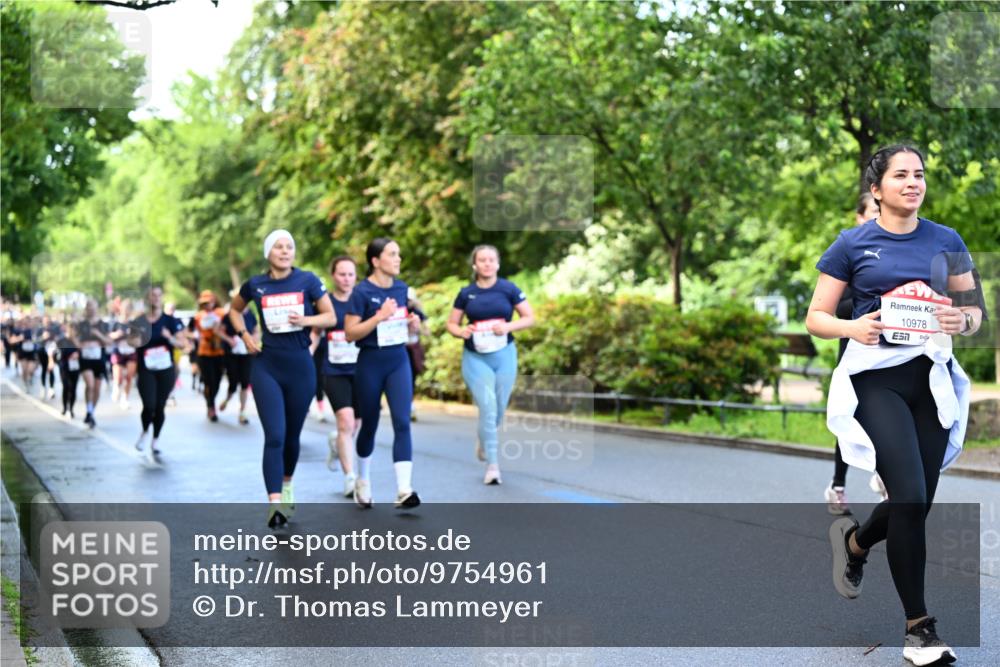 14.06.2026 - REWE Women's Run Dr. Thomas Lammeyer http://msf.ph/oto/9754961 14.06.2026 09:18:20 Laufen 10978, 57 meine-sportfotos.de