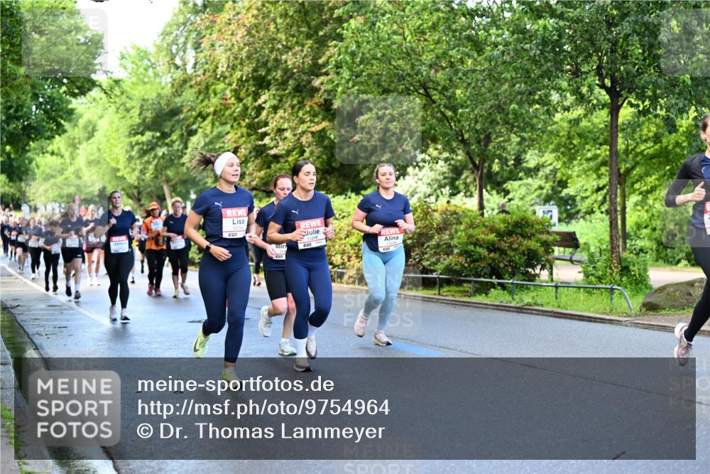 14.06.2026 - REWE Women's Run Dr. Thomas Lammeyer http://msf.ph/oto/9754964 14.06.2026 09:18:21 Laufen 10783, 11248, 57 meine-sportfotos.de