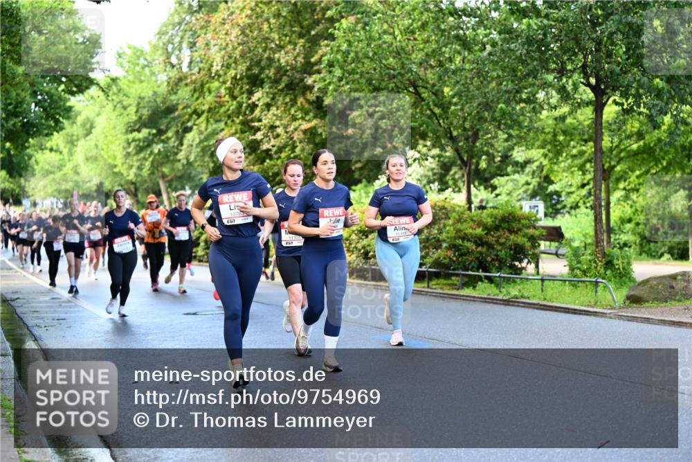 14.06.2026 - REWE Women's Run Dr. Thomas Lammeyer http://msf.ph/oto/9754969 14.06.2026 09:18:21 Laufen 10783, 11304, 11319 meine-sportfotos.de