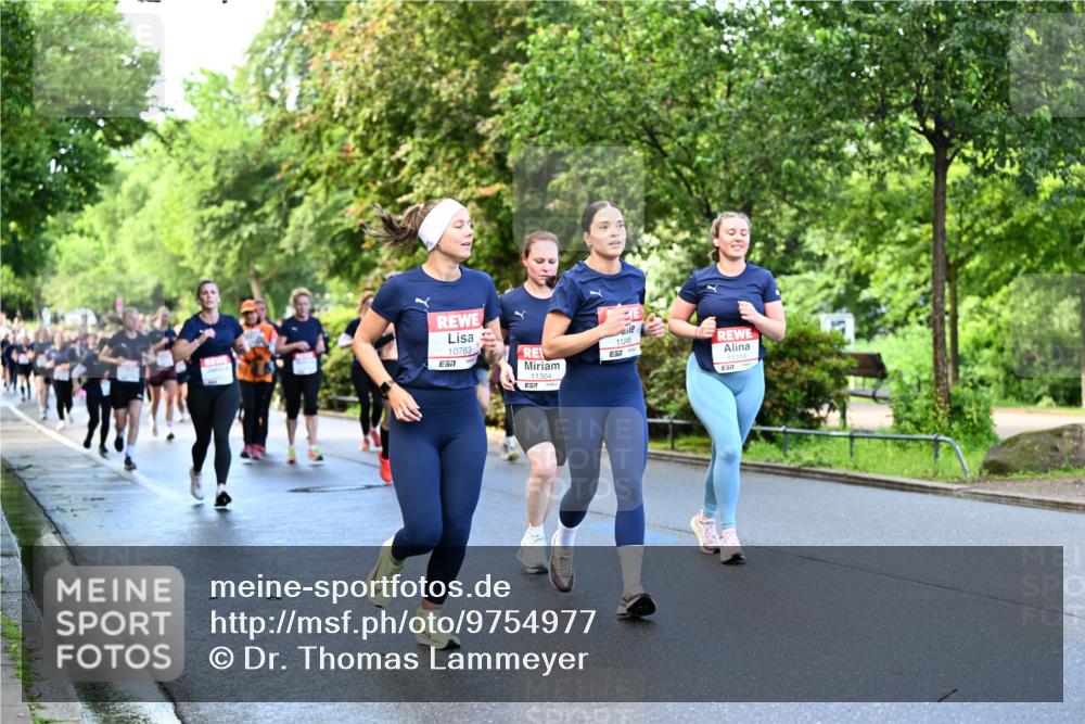 14.06.2026 - REWE Women's Run Dr. Thomas Lammeyer http://msf.ph/oto/9754977 14.06.2026 09:18:22 Laufen 10783, 11248, 11319, 11304 meine-sportfotos.de