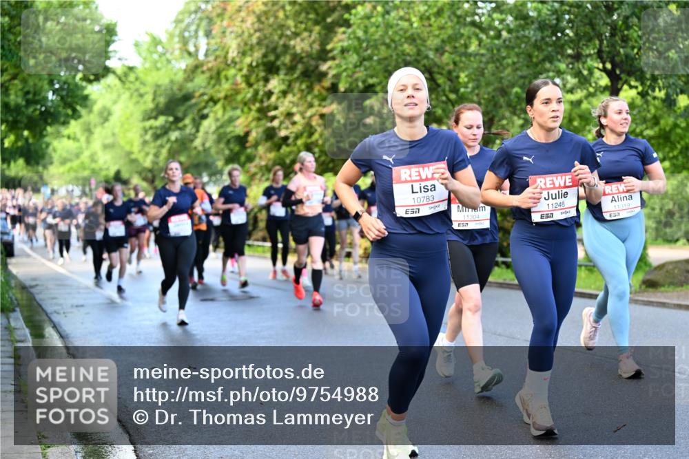 14.06.2026 - REWE Women's Run Dr. Thomas Lammeyer http://msf.ph/oto/9754988 14.06.2026 09:18:22 Laufen 10783, 7, 11304, 11248, 7, 11319 meine-sportfotos.de
