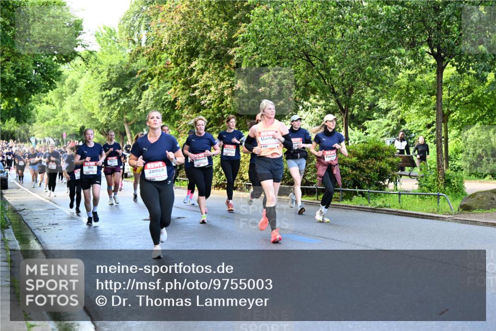14.06.2026 - REWE Women's Run Dr. Thomas Lammeyer http://msf.ph/oto/9755003 14.06.2026 09:18:24 Laufen 11016 meine-sportfotos.de