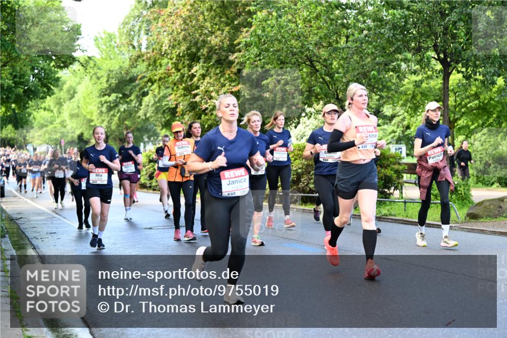 14.06.2026 - REWE Women's Run Dr. Thomas Lammeyer http://msf.ph/oto/9755019 14.06.2026 09:18:25 Laufen 11479, 857, 57, 10969 meine-sportfotos.de