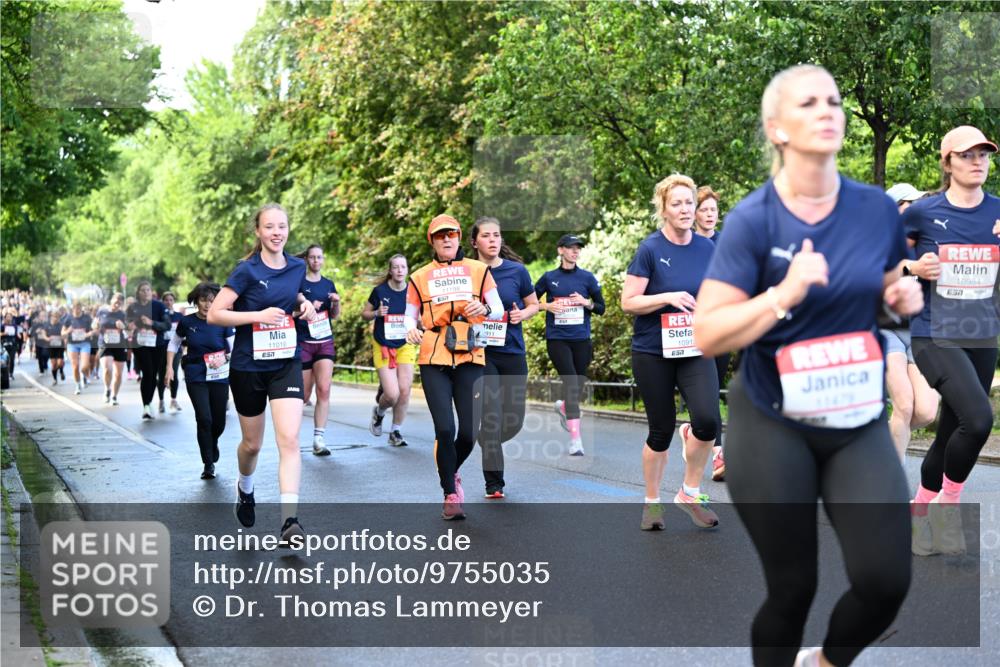 14.06.2026 - REWE Women's Run Dr. Thomas Lammeyer http://msf.ph/oto/9755035 14.06.2026 09:18:26 Laufen 11016, 57, 10912, 57, 10984, 5 meine-sportfotos.de