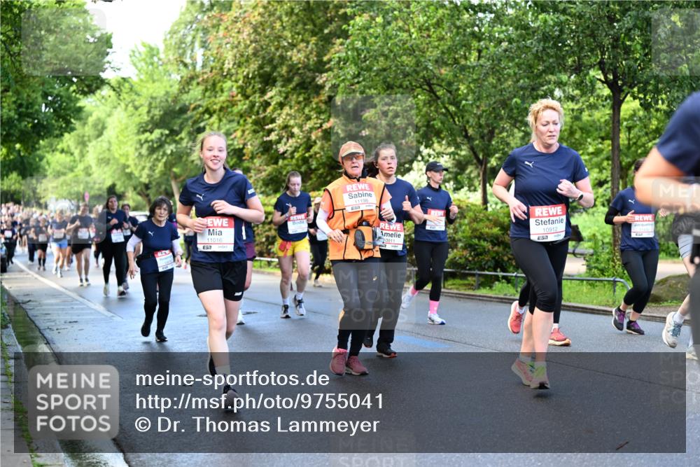 14.06.2026 - REWE Women's Run Dr. Thomas Lammeyer http://msf.ph/oto/9755041 14.06.2026 09:18:26 Laufen 11198, 11016, 57, 0911, 10912, 7 meine-sportfotos.de
