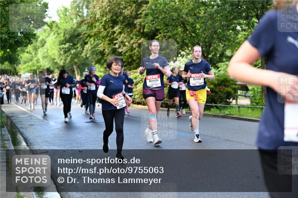 14.06.2026 - REWE Women's Run Dr. Thomas Lammeyer http://msf.ph/oto/9755063 14.06.2026 09:18:28 Laufen 10613, 57, 10279, 10280 meine-sportfotos.de