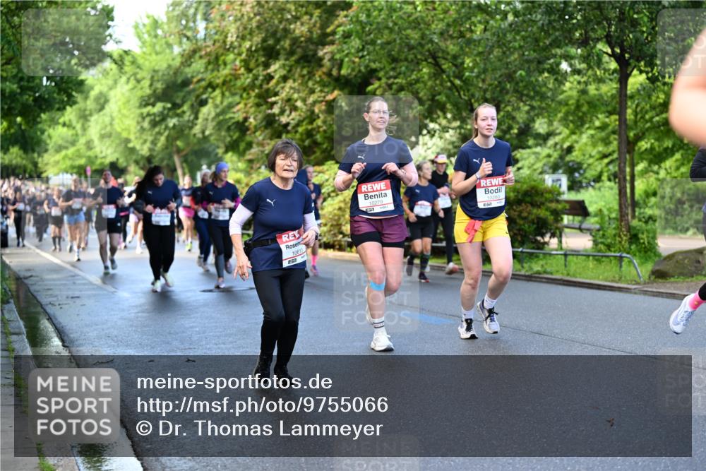 14.06.2026 - REWE Women's Run Dr. Thomas Lammeyer http://msf.ph/oto/9755066 14.06.2026 09:18:28 Laufen 10613, 10279, 10280, 57 meine-sportfotos.de