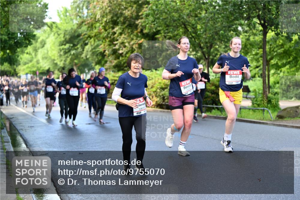 14.06.2026 - REWE Women's Run Dr. Thomas Lammeyer http://msf.ph/oto/9755070 14.06.2026 09:18:29 Laufen 10280, 7, 10613 meine-sportfotos.de