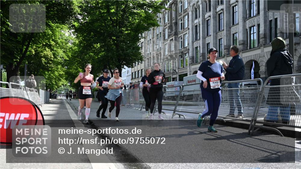 14.06.2026 - REWE Women's Run J. Mangold http://msf.ph/oto/9755072 14.06.2026 10:15:24 Ziel 10171, 10209, 10314, 10420, 10432, 10487, 10619, 10698, 11029, 11168, 11380, 11381 meine-sportfotos.de