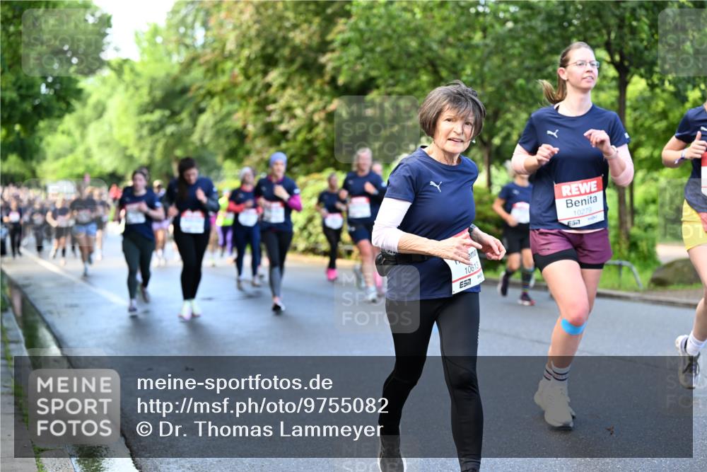 14.06.2026 - REWE Women's Run Dr. Thomas Lammeyer http://msf.ph/oto/9755082 14.06.2026 09:18:30 Laufen 10613, 10279 meine-sportfotos.de