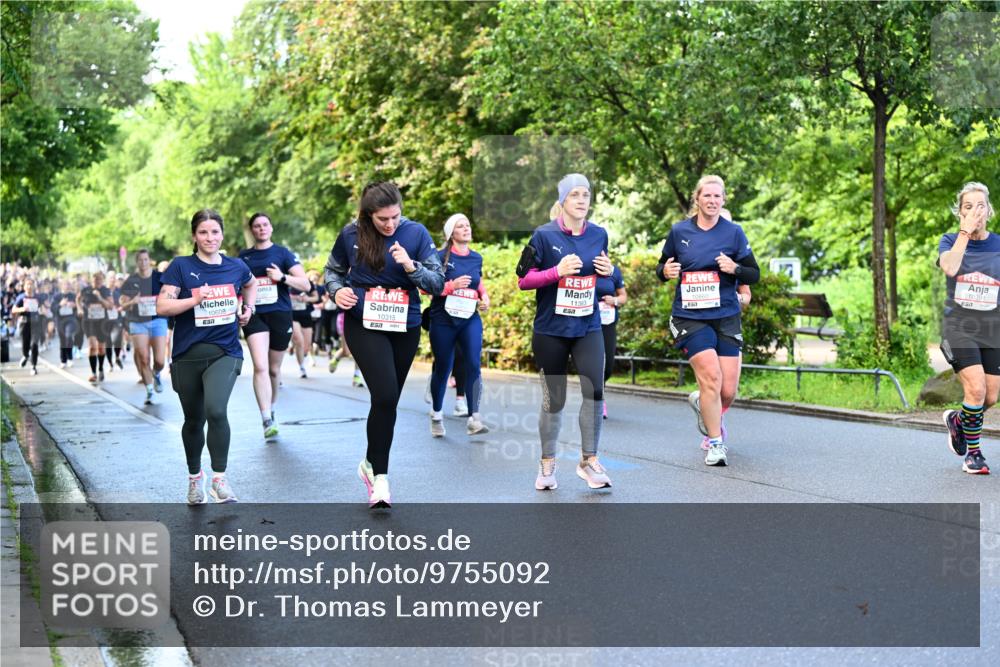 14.06.2026 - REWE Women's Run Dr. Thomas Lammeyer http://msf.ph/oto/9755092 14.06.2026 09:18:31 Laufen 10608, 10315, 11383, 10291, 7 meine-sportfotos.de