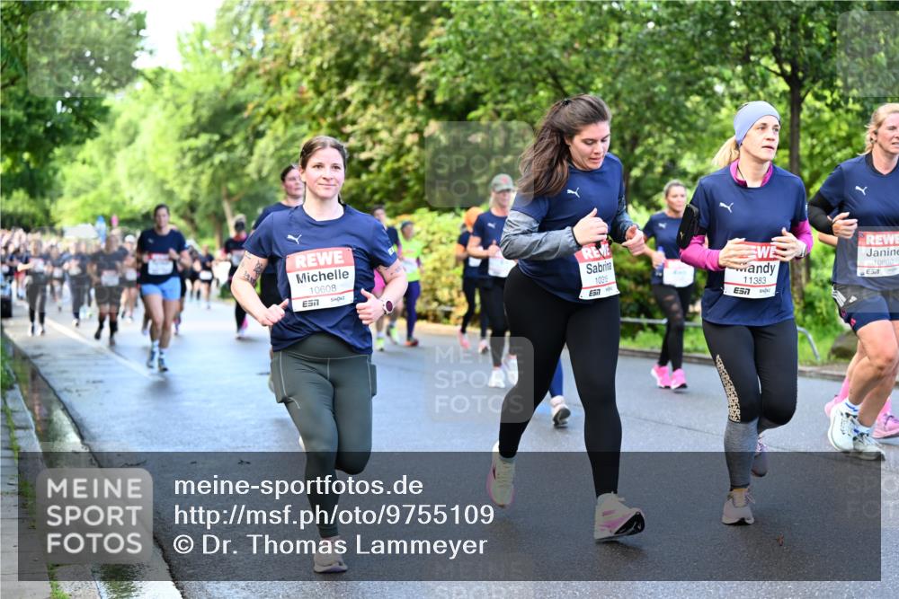 14.06.2026 - REWE Women's Run Dr. Thomas Lammeyer http://msf.ph/oto/9755109 14.06.2026 09:18:32 Laufen 10608, 57, 10315, 11383, 10860 meine-sportfotos.de