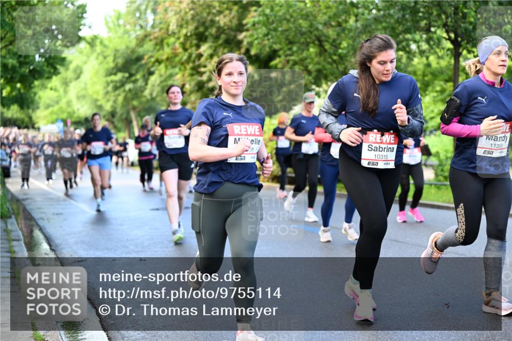 14.06.2026 - REWE Women's Run Dr. Thomas Lammeyer http://msf.ph/oto/9755114 14.06.2026 09:18:33 Laufen 18, 10315, 11383 meine-sportfotos.de