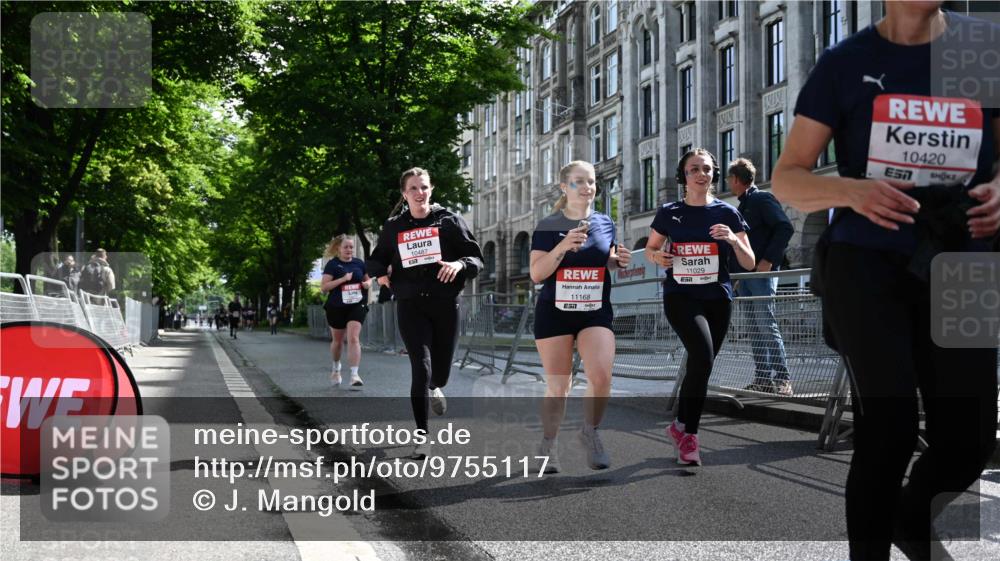 14.06.2026 - REWE Women's Run J. Mangold http://msf.ph/oto/9755117 14.06.2026 10:15:28 Ziel 10209, 10314, 10420, 10472, 10487, 10698, 11029, 11168, 11380, 11381 meine-sportfotos.de