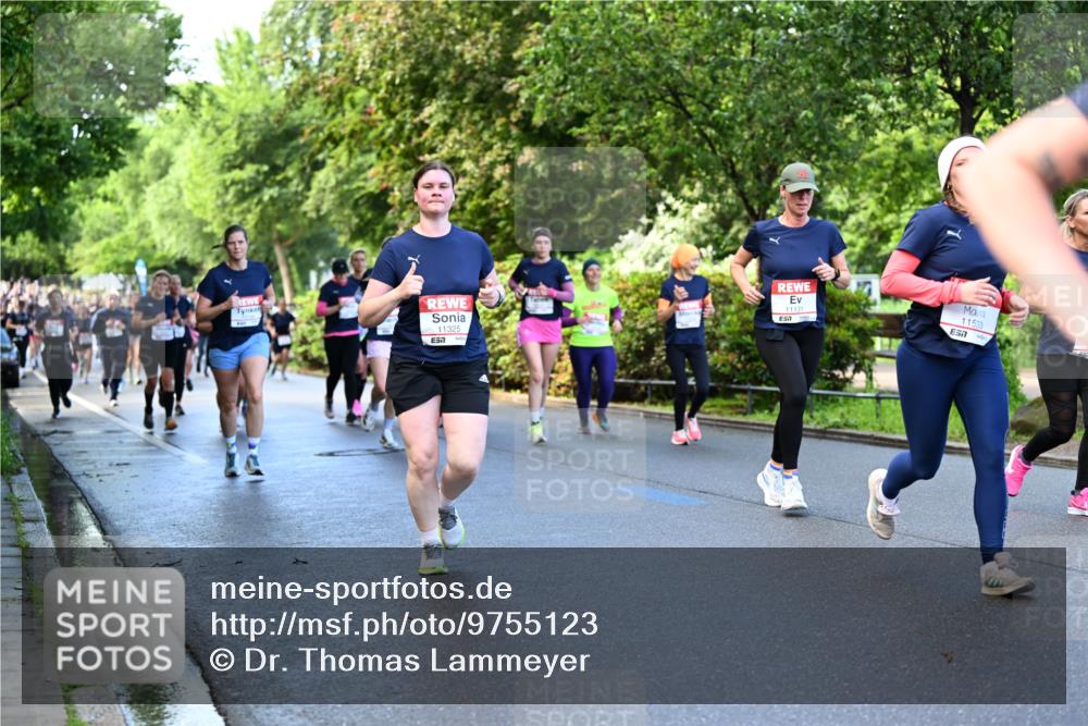 14.06.2026 - REWE Women's Run Dr. Thomas Lammeyer http://msf.ph/oto/9755123 14.06.2026 09:18:33 Laufen 11325, 57, 11131, 57, 11533 meine-sportfotos.de