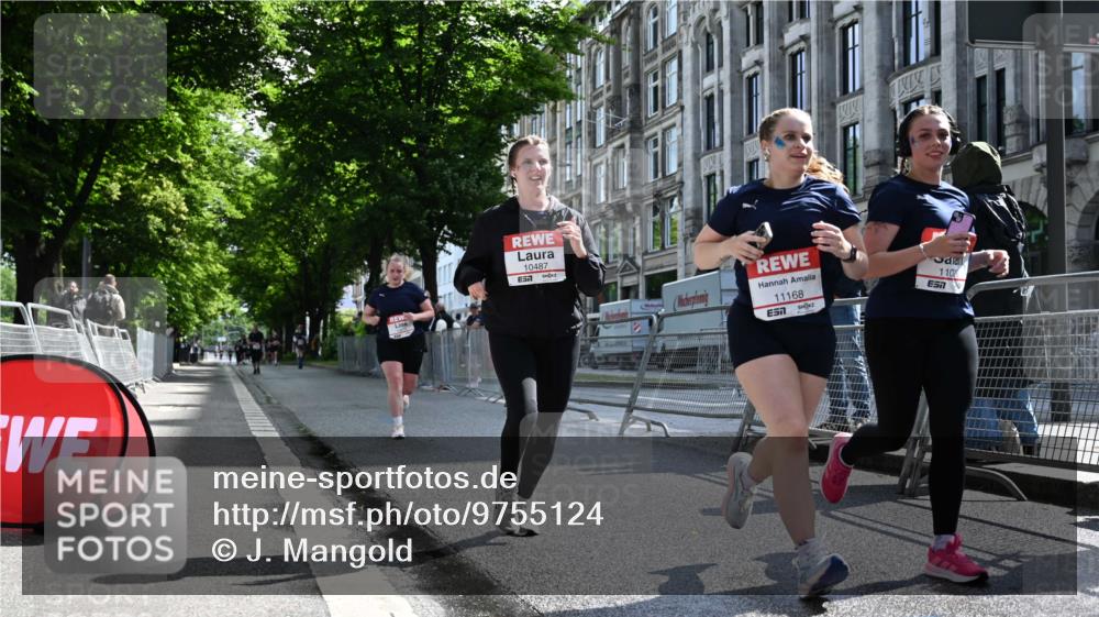 14.06.2026 - REWE Women's Run J. Mangold http://msf.ph/oto/9755124 14.06.2026 10:15:28 Ziel 10209, 10314, 10420, 10472, 10487, 10698, 11029, 11168, 11380, 11381 meine-sportfotos.de