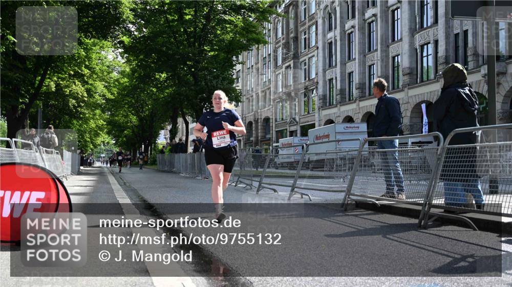 14.06.2026 - REWE Women's Run J. Mangold http://msf.ph/oto/9755132 14.06.2026 10:15:30 Ziel 10314, 10420, 10472, 10487, 10698, 11029, 11168, 11380, 11381 meine-sportfotos.de