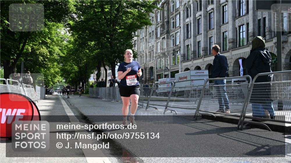 14.06.2026 - REWE Women's Run J. Mangold http://msf.ph/oto/9755134 14.06.2026 10:15:30 Ziel 10314, 10420, 10472, 10487, 10698, 11029, 11168, 11380, 11381 meine-sportfotos.de