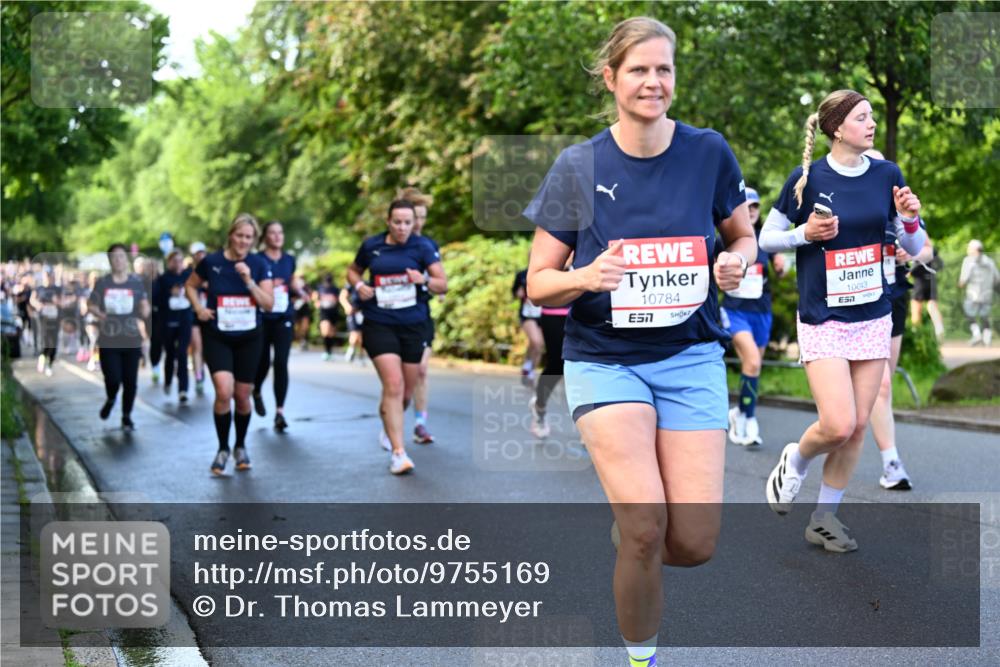 14.06.2026 - REWE Women's Run Dr. Thomas Lammeyer http://msf.ph/oto/9755169 14.06.2026 09:18:37 Laufen 10784, 7, 10043 meine-sportfotos.de