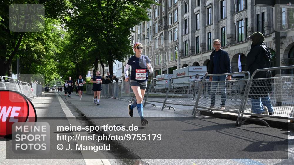 14.06.2026 - REWE Women's Run J. Mangold http://msf.ph/oto/9755179 14.06.2026 10:15:47 Ziel 10037, 10038, 10143, 10179, 11072, 11085 meine-sportfotos.de