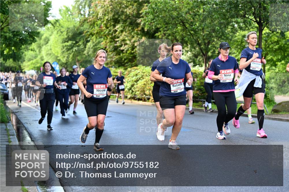 14.06.2026 - REWE Women's Run Dr. Thomas Lammeyer http://msf.ph/oto/9755182 14.06.2026 09:18:38 Laufen 10923, 10664, 10677, 10405, 57 meine-sportfotos.de