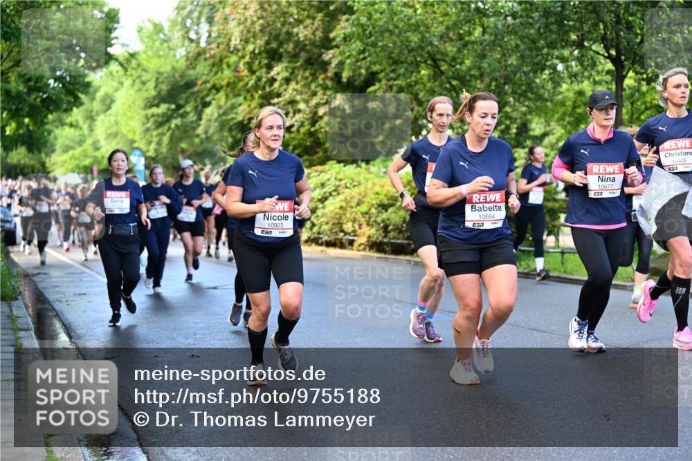 14.06.2026 - REWE Women's Run Dr. Thomas Lammeyer http://msf.ph/oto/9755188 14.06.2026 09:18:39 Laufen 10923, 7, 10664, 10677, 10405 meine-sportfotos.de