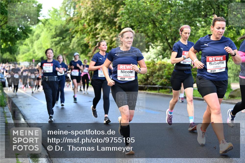 14.06.2026 - REWE Women's Run Dr. Thomas Lammeyer http://msf.ph/oto/9755195 14.06.2026 09:18:39 Laufen 10923, 10377, 10664, 7 meine-sportfotos.de