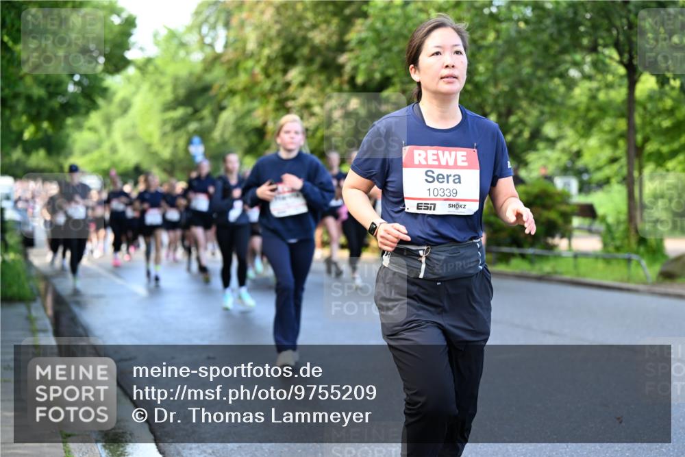 14.06.2026 - REWE Women's Run Dr. Thomas Lammeyer http://msf.ph/oto/9755209 14.06.2026 09:18:42 Laufen 10339 meine-sportfotos.de