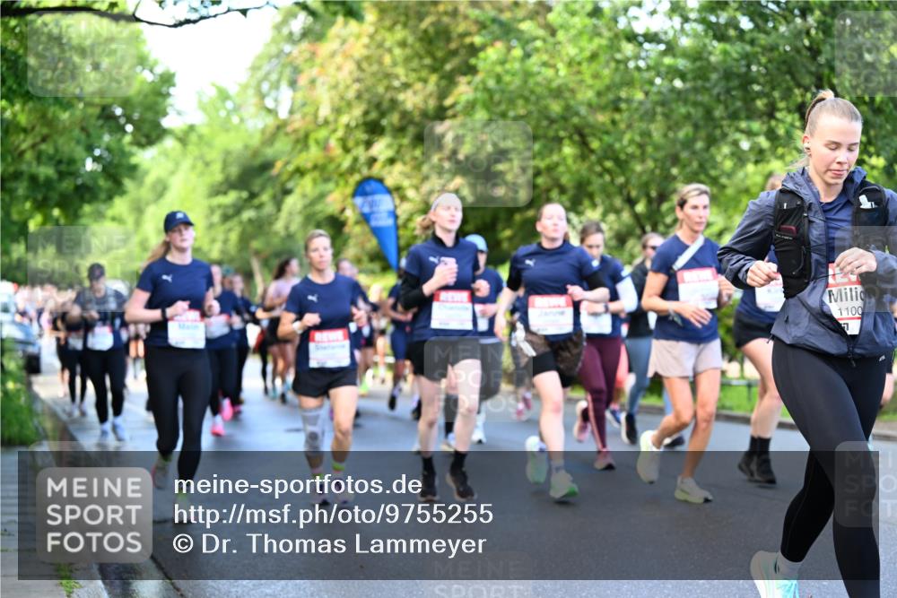 14.06.2026 - REWE Women's Run Dr. Thomas Lammeyer http://msf.ph/oto/9755255 14.06.2026 09:18:45 Laufen 1100, 7 meine-sportfotos.de