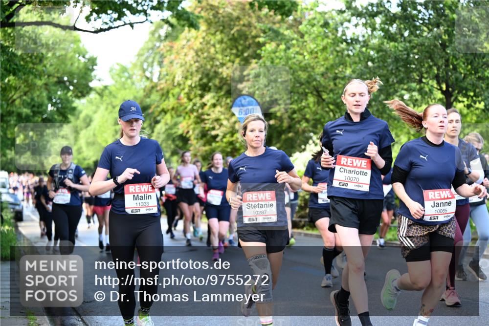14.06.2026 - REWE Women's Run Dr. Thomas Lammeyer http://msf.ph/oto/9755272 14.06.2026 09:18:46 Laufen 6, 00, 11333, 7, 10287, 10070, 7, 10065, 57 meine-sportfotos.de